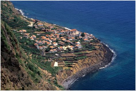 prazarss|Madeira: The town of Prazeres, Calheta